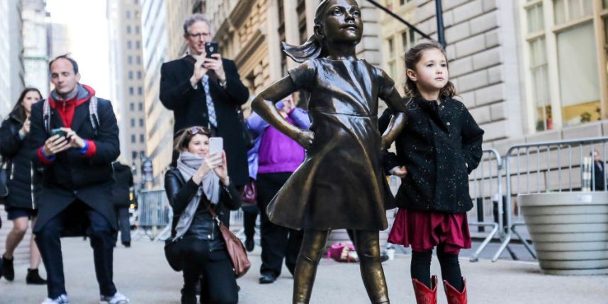 Beloved fearless Girl remains pleasing crowds